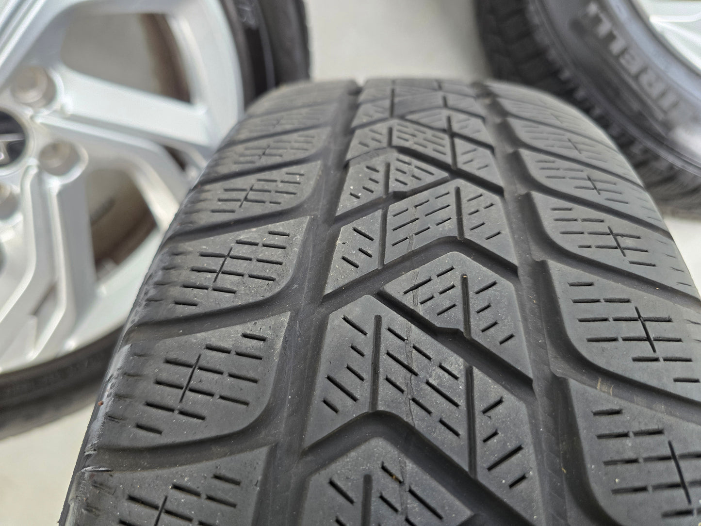 DS4 DS7 17 inch velgen winterbanden Pirelli 5x108
