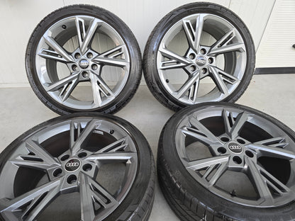Audi A3 golf Caddy S Line 18 inch zomerbanden 5x112 Antraciet