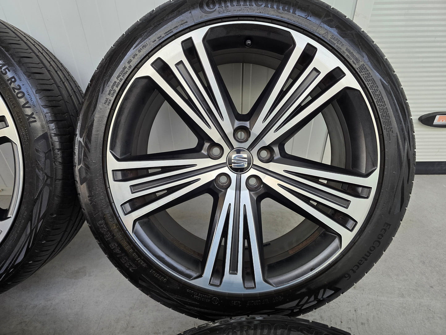 Seat Tarraco 20 inch velgen zomerbanden Kodiaq Tiguan Q3