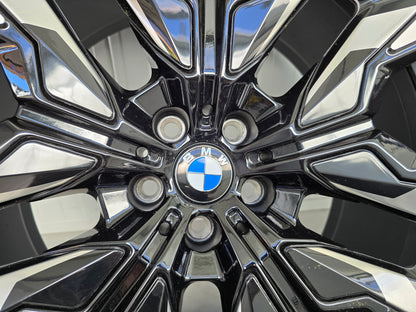 BMW i5 G60 G61 M60 945i Individual 21 inch velgen breedset zomerbanden