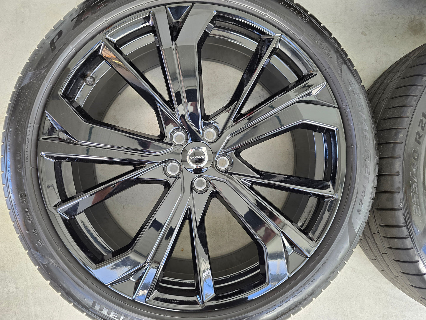 OEM Volvo XC60 21 inch velgen zomerbanden DEMO