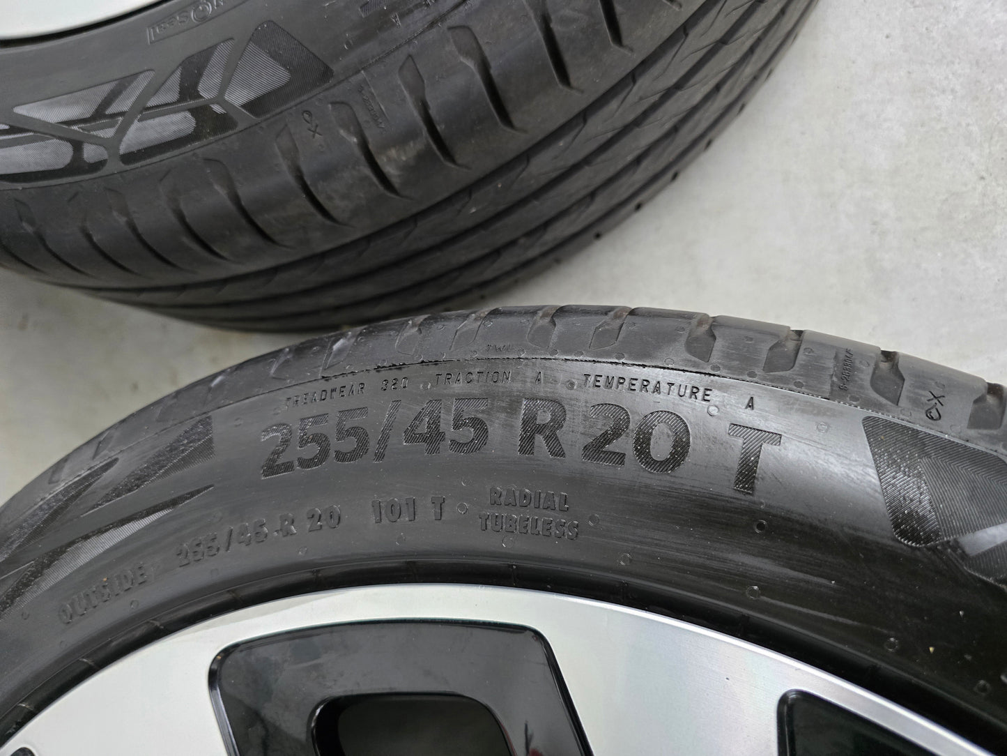 Volkswagen ID4 ID5 ID6 Enyaq Q4 20 inch breedset zomerbanden