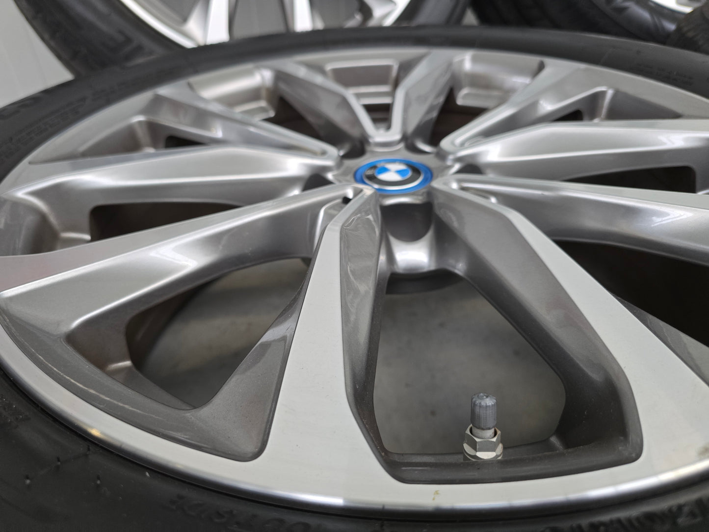 BMW X3 G01 G45 X4 G02 19 inch velgen zomerbanden 692
