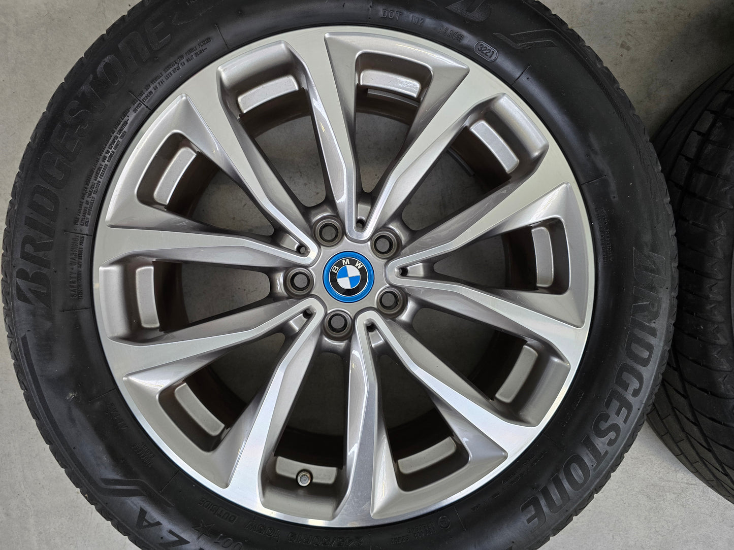 BMW X3 G01 G45 X4 G02 19 inch velgen zomerbanden 692