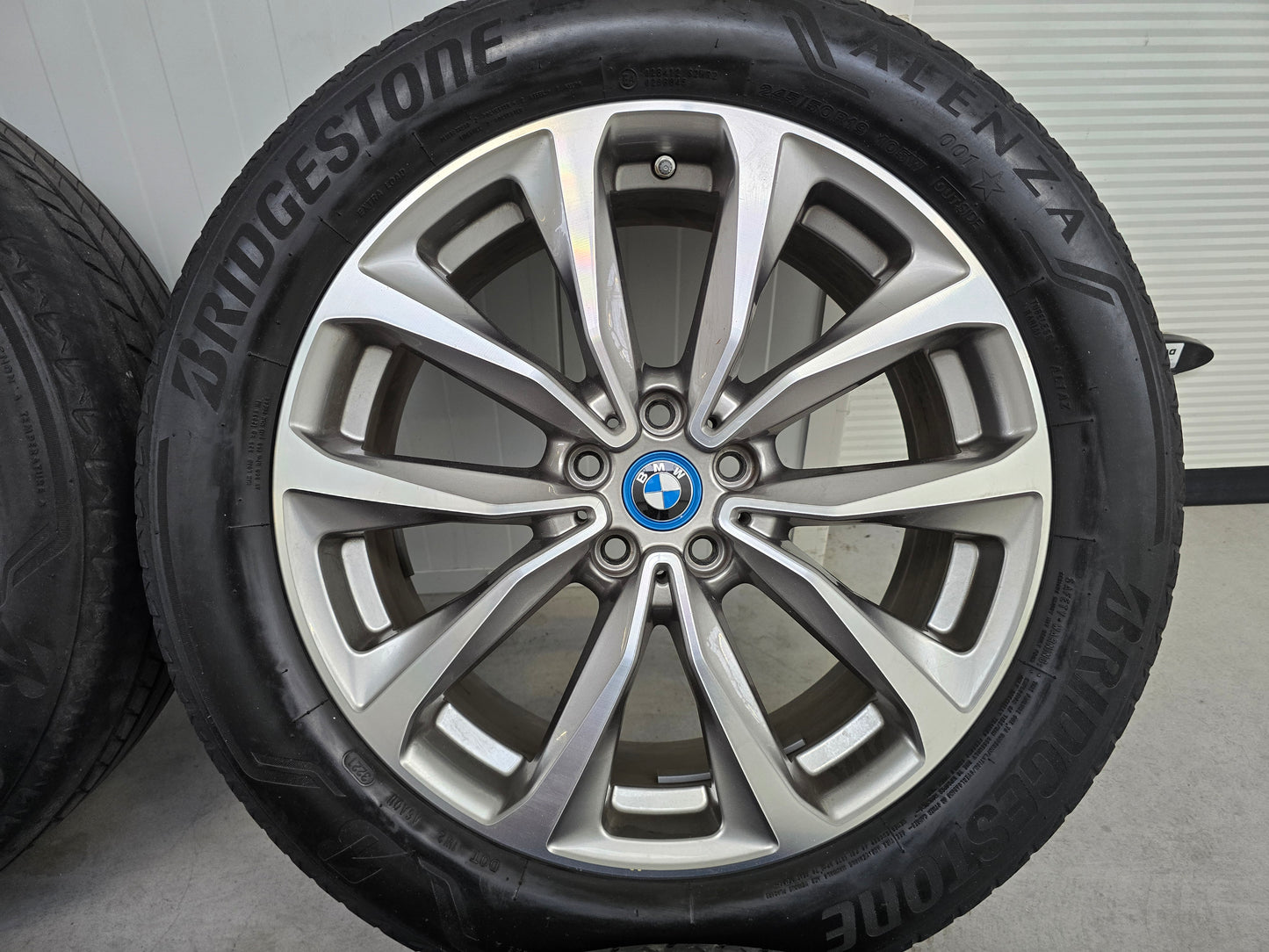 BMW X3 G01 G45 X4 G02 19 inch velgen zomerbanden 692