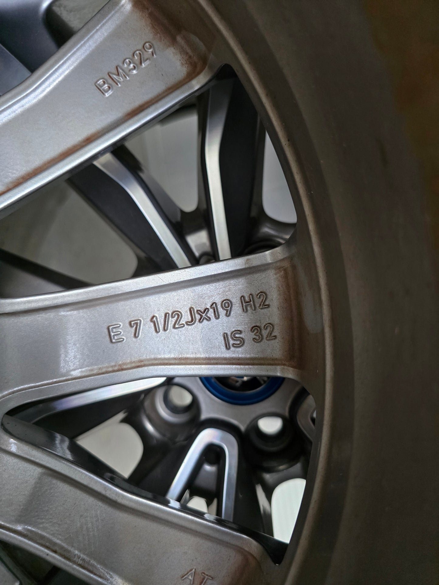 BMW X3 G01 G45 X4 G02 19 inch velgen zomerbanden 692