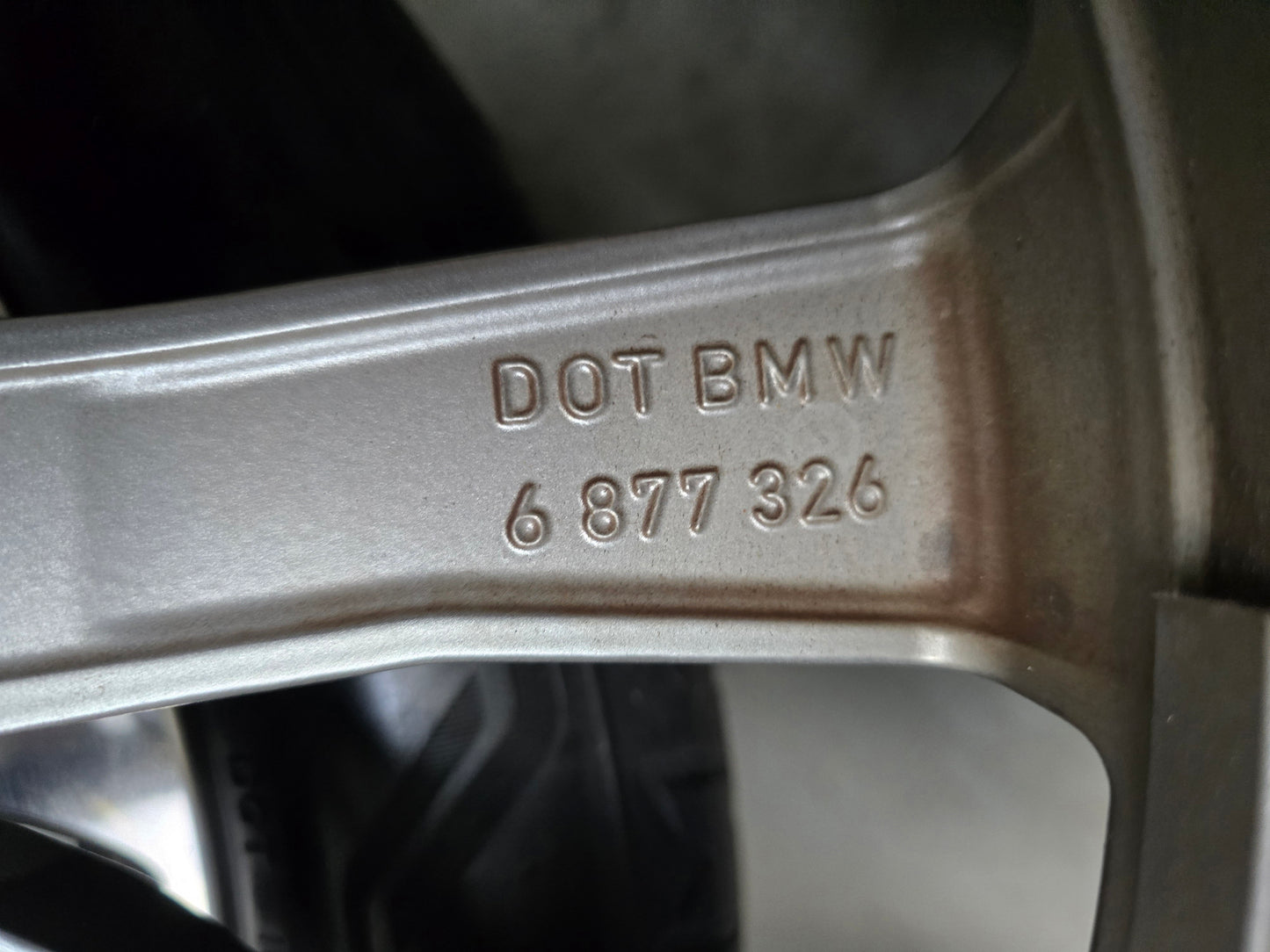 BMW X3 G01 G45 X4 G02 19 inch velgen zomerbanden 692