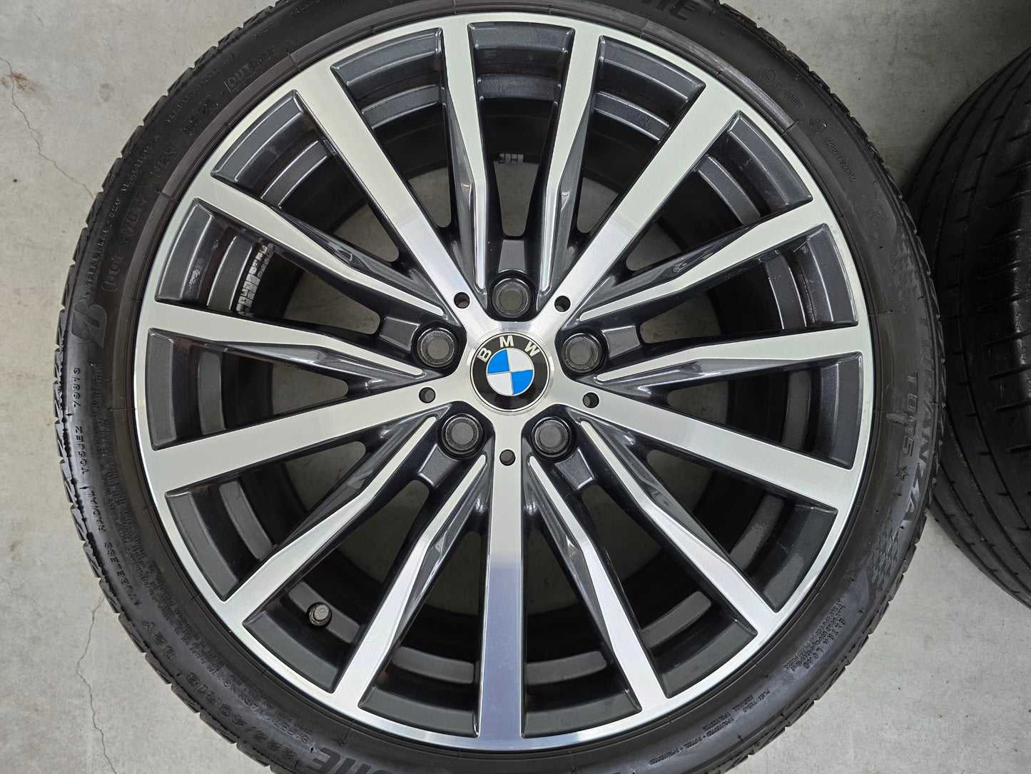 BMW 1 Serie F40 F70 2 serie F44 18 inch velgen 488 zomerbanden