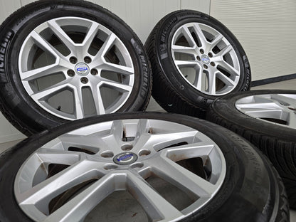 Volvo XC40 XC60 XC90 18 inch velgen winterbanden OEM