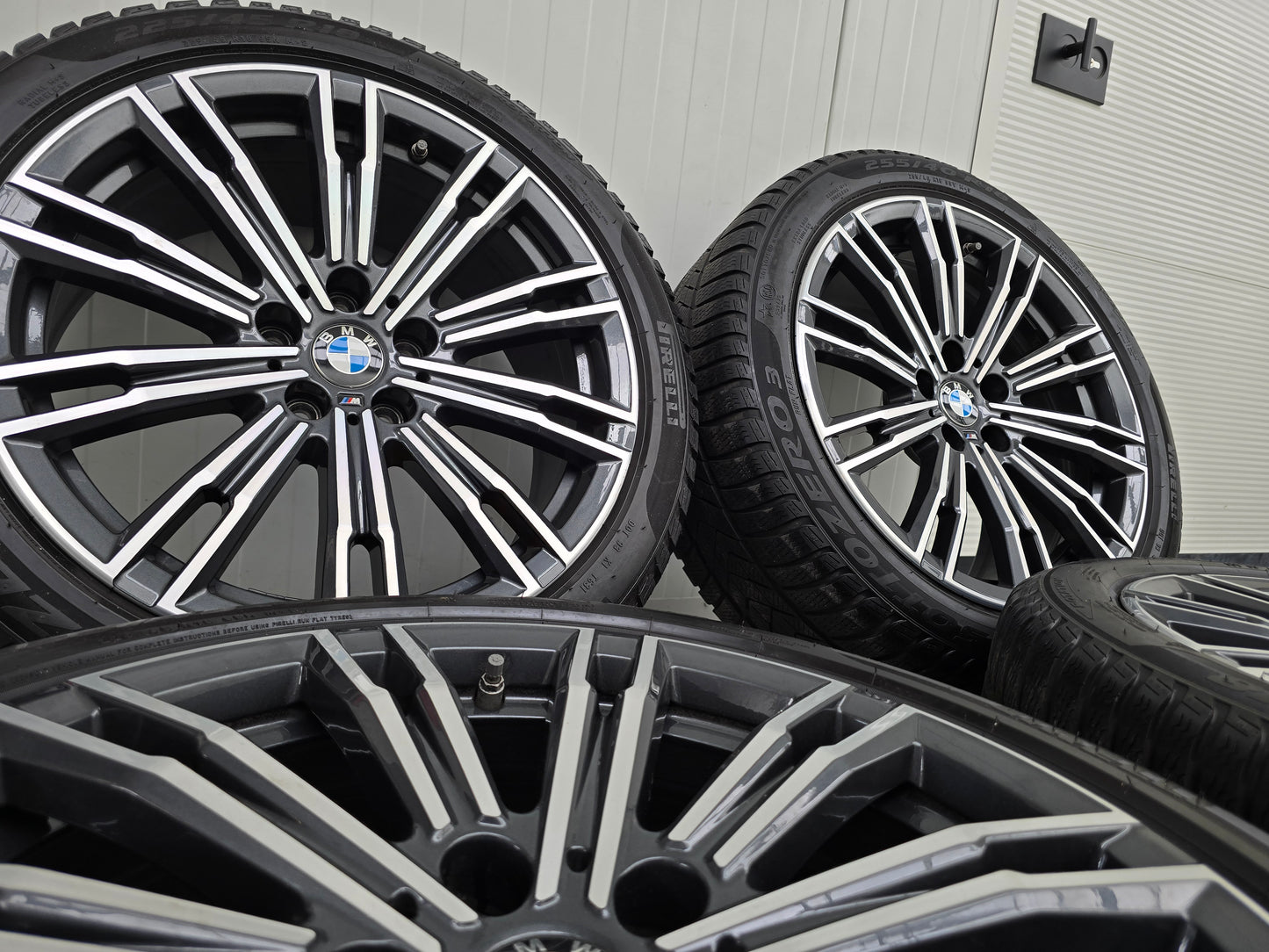 BMW 3 4 Serie G20 G21 G22 790M 18 inch winterbanden breedset