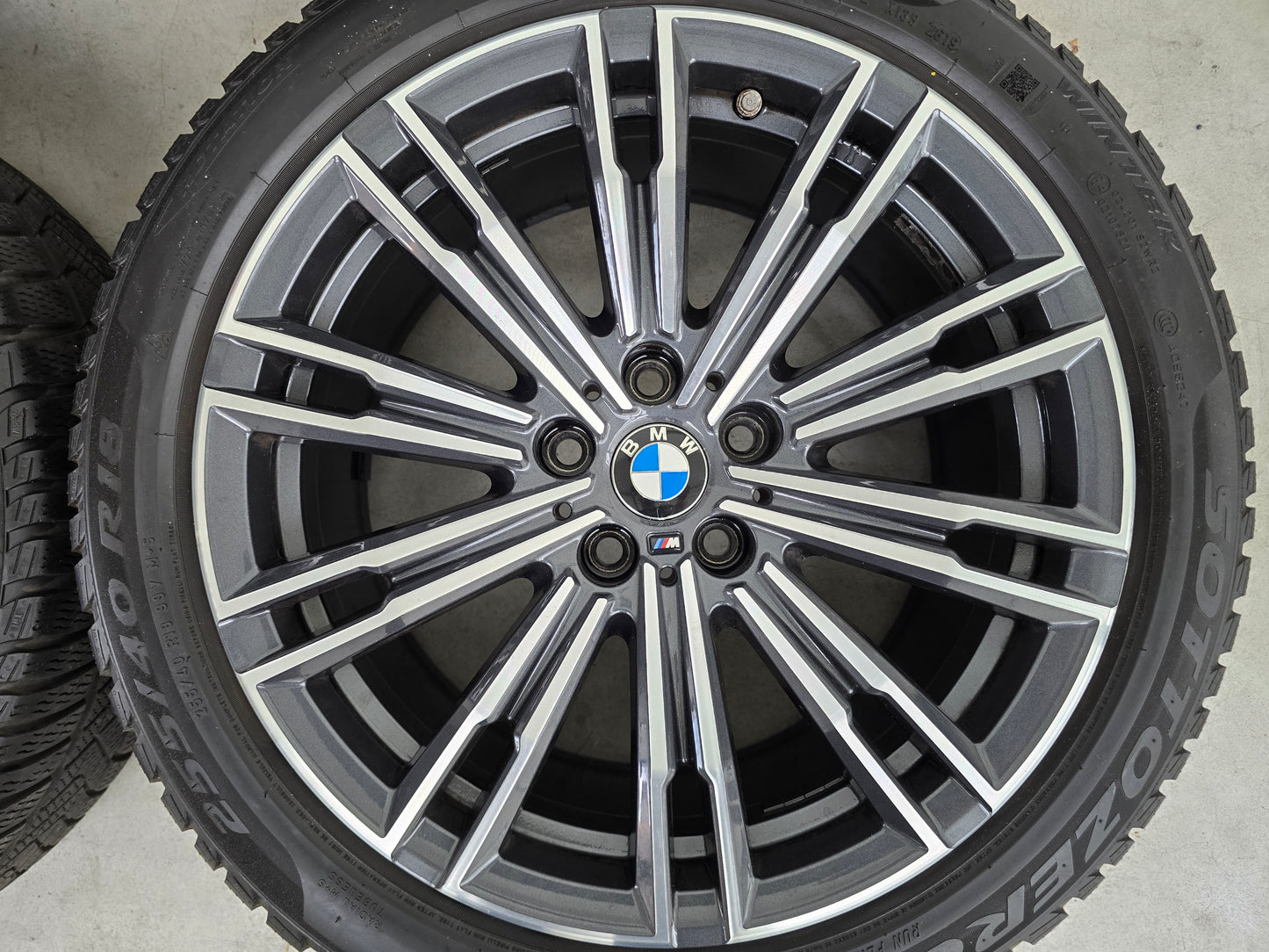 BMW 3 4 Serie G20 G21 G22 790M 18 inch winterbanden breedset