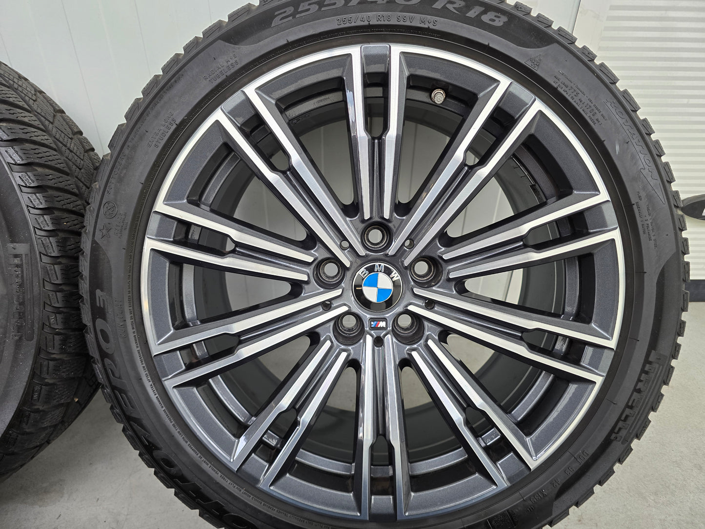 BMW 3 4 Serie G20 G21 G22 790M 18 inch winterbanden breedset