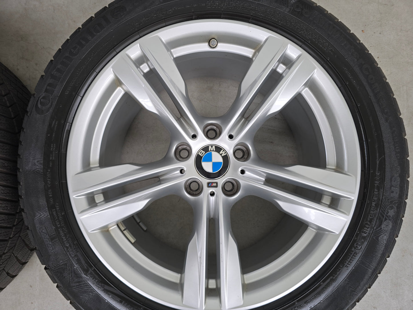 BMW X5 E70 F15 X6 19 inch velgen winterbanden M Sport