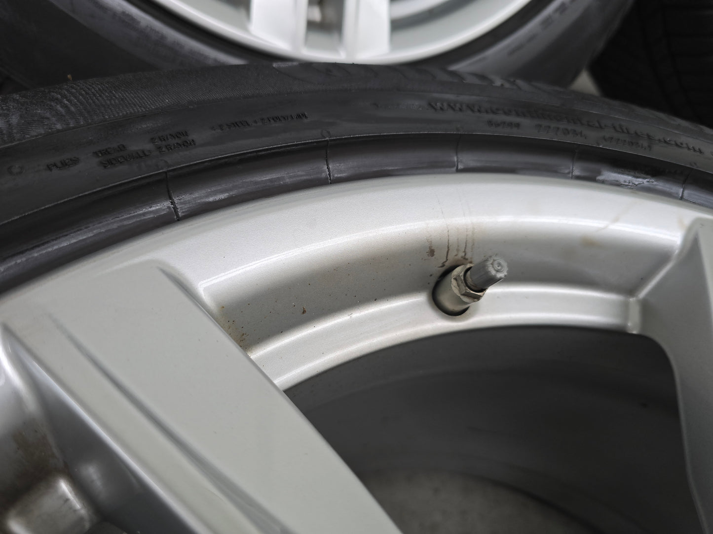 BMW X5 E70 F15 X6 19 inch velgen winterbanden M Sport