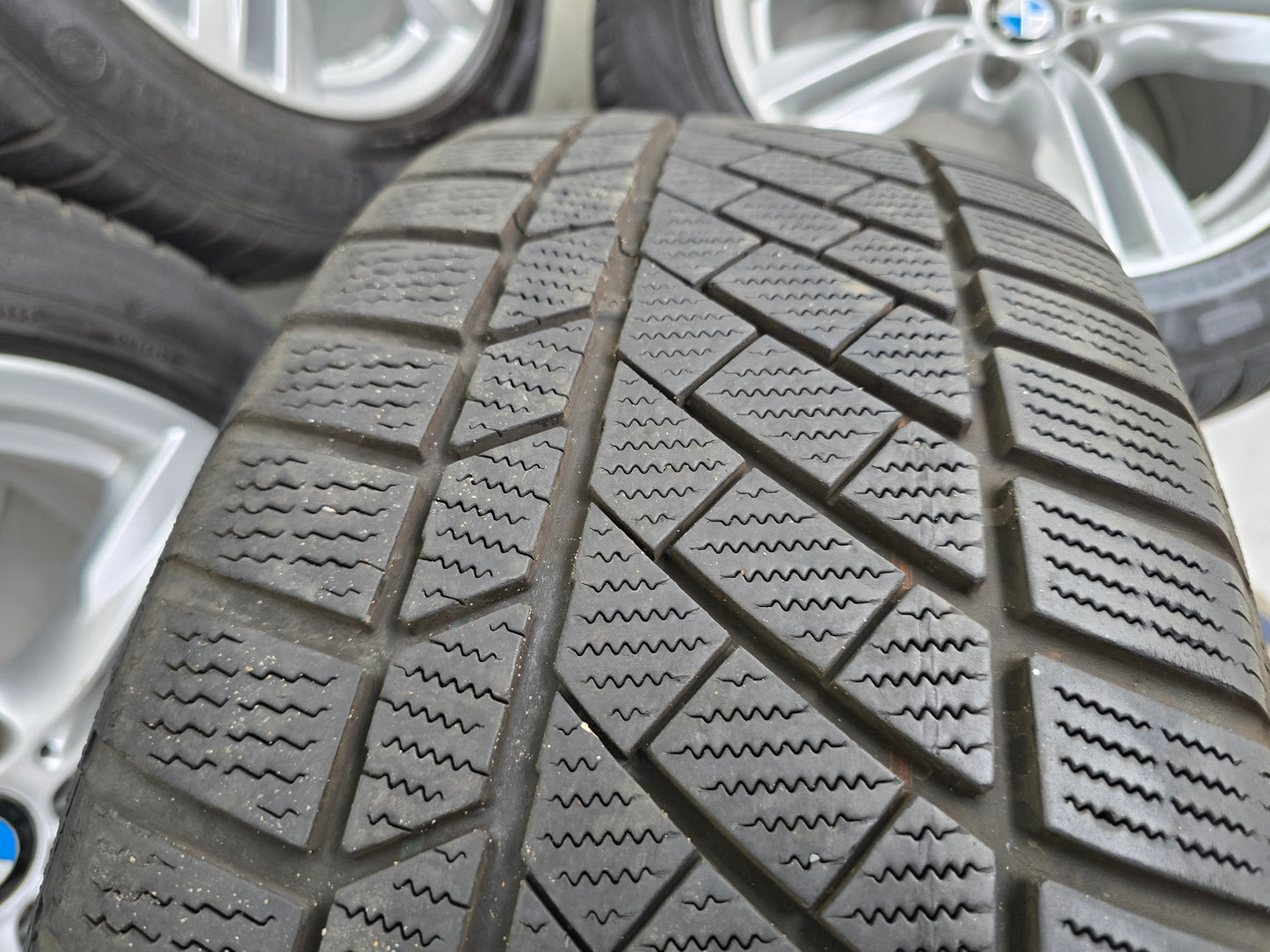 BMW X5 E70 F15 X6 19 inch velgen winterbanden M Sport