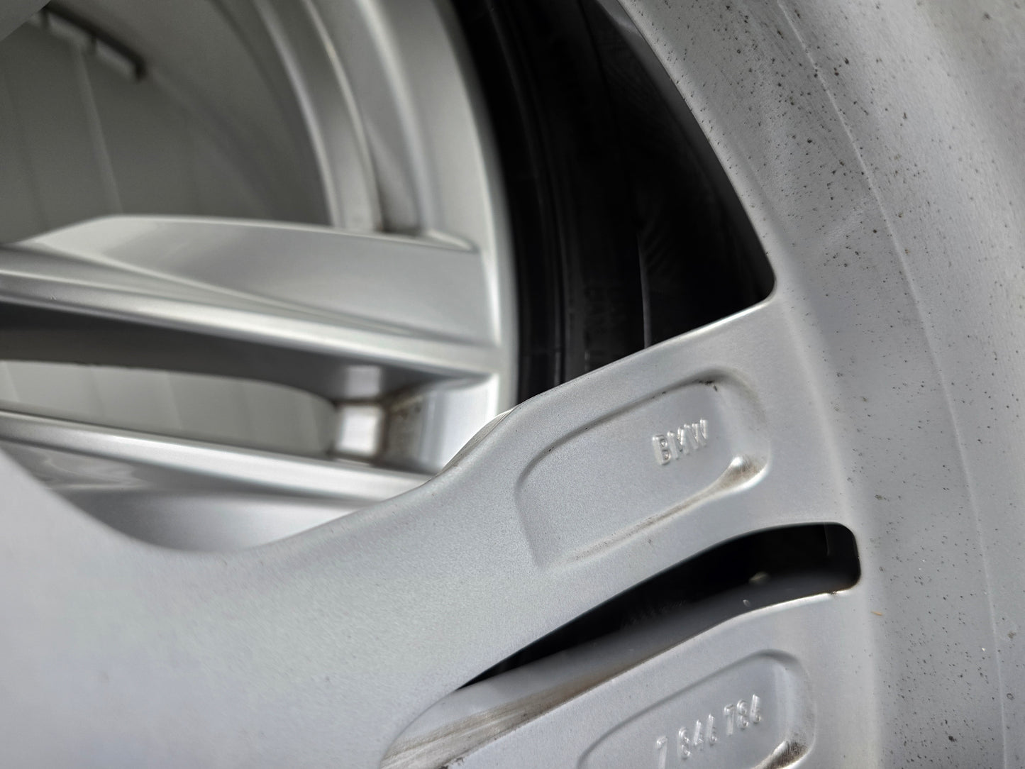 BMW X5 E70 F15 X6 19 inch velgen winterbanden M Sport