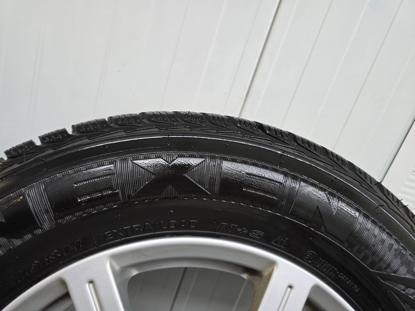 Volvo XC40 XC60 XC90 17 inch velgen winterbanden
