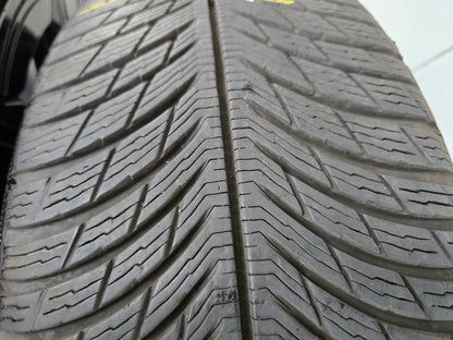 BMW X3 G01 G45 iX3 X4 G02 842 19 inch Winterbanden Deep Black