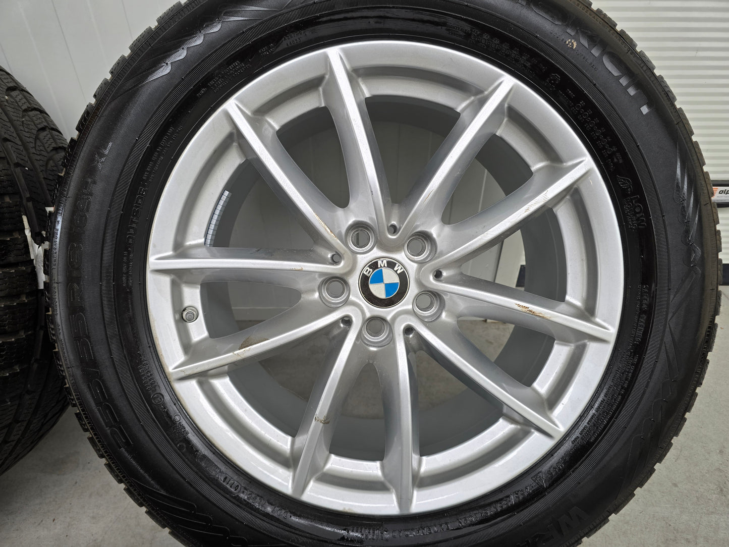 BMW X5 G05 X6 G06 618 18 inch velgen winterbanden Nokian (*)