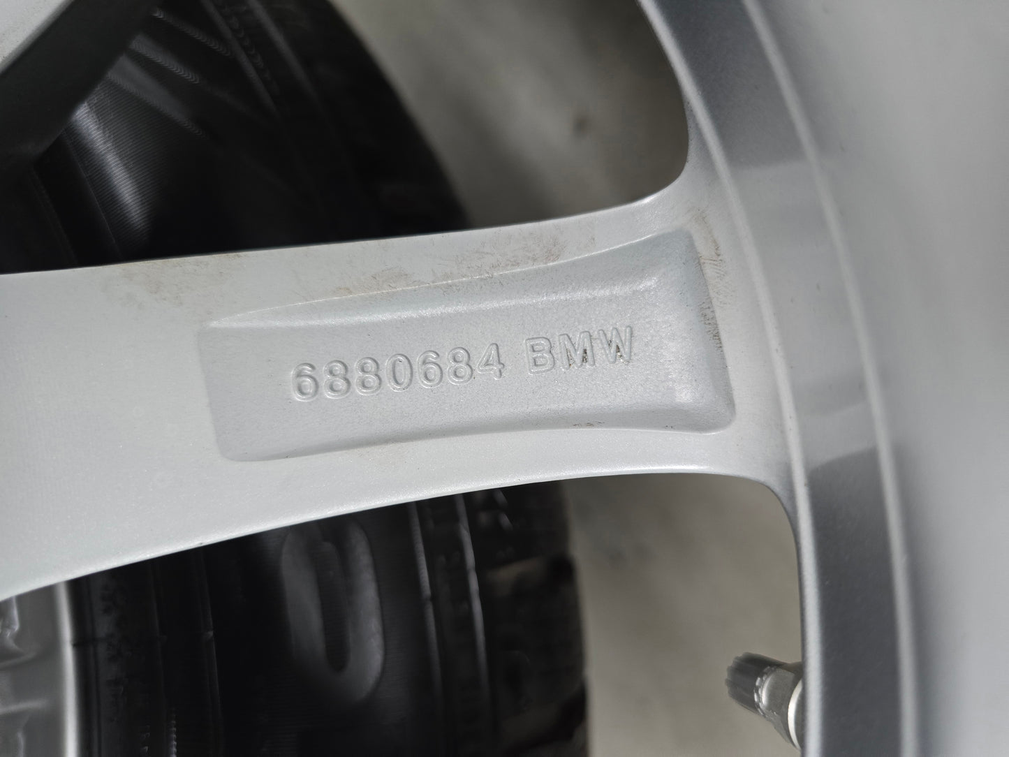 BMW X5 G05 X6 G06 618 18 inch velgen winterbanden Nokian (*)