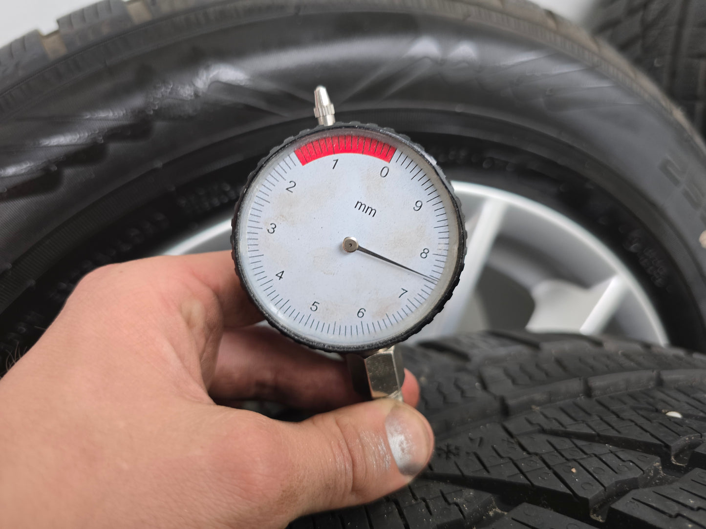 BMW X5 G05 X6 G06 618 18 inch velgen winterbanden Nokian (*)