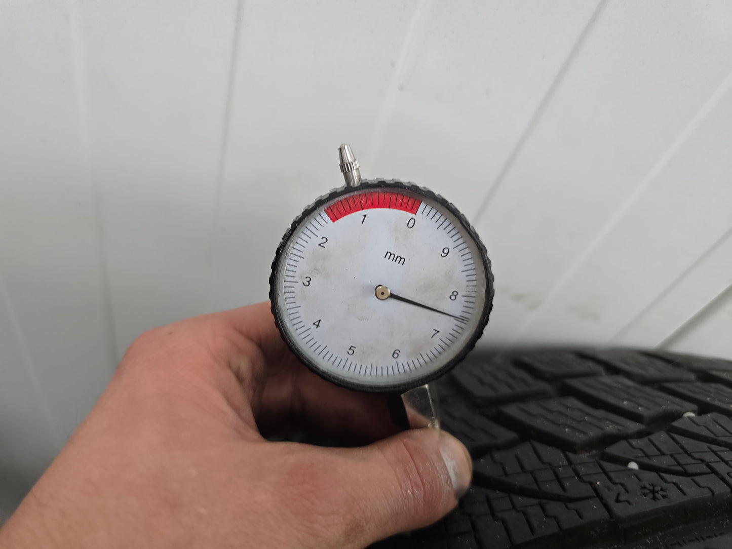 BMW X5 G05 X6 G06 618 18 inch velgen winterbanden Nokian (*)