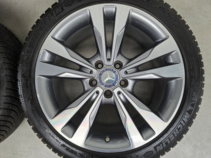 Mercedes C Klasse 18 inch velgen demo winterbanden breedset