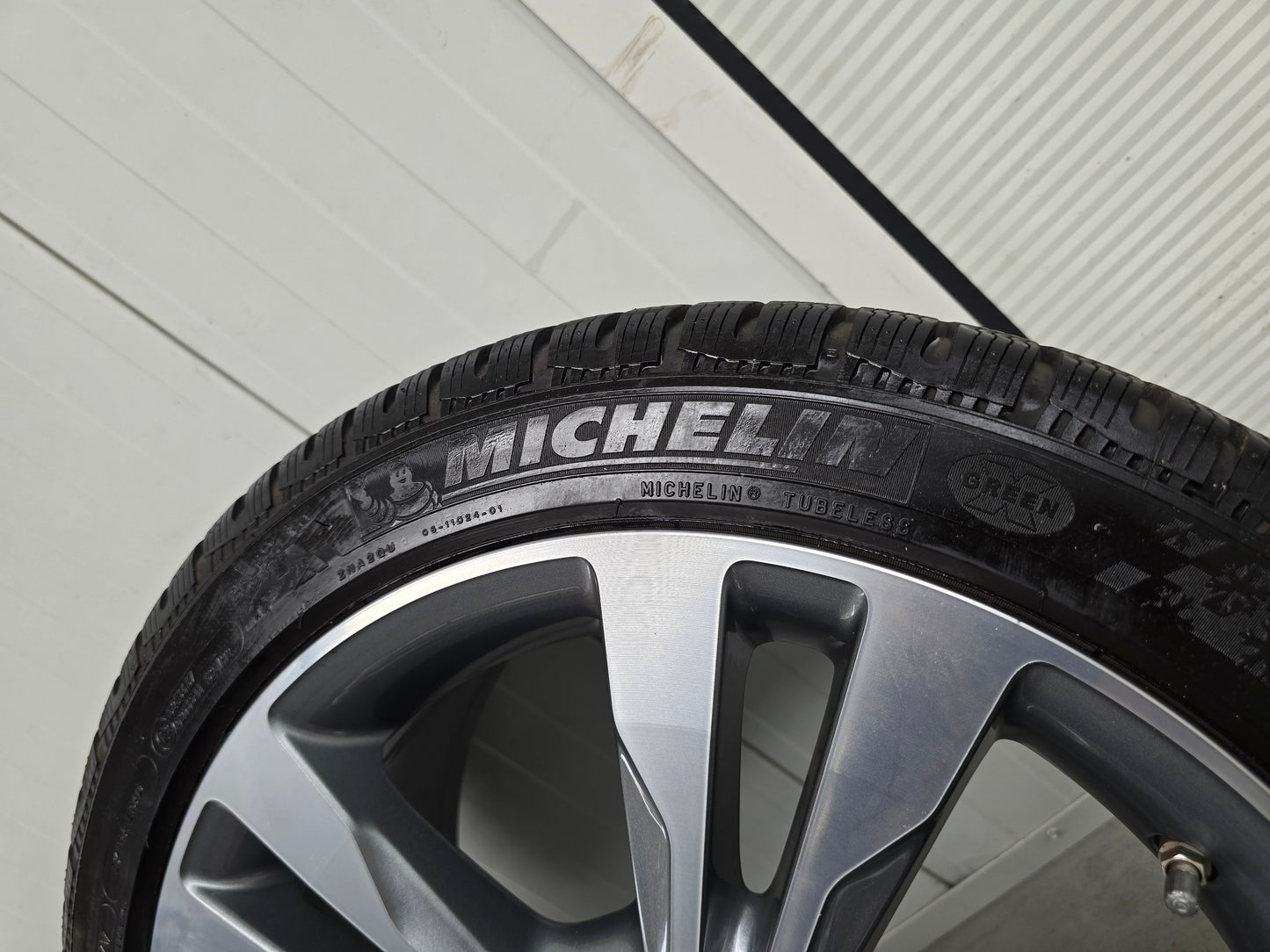 Mercedes C Klasse 18 inch velgen demo winterbanden breedset