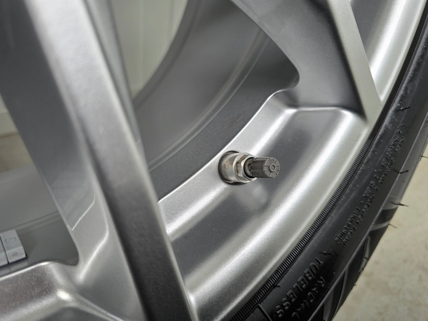 BMW 5 Serie G30 G31 i4 4 ser G26 851 17 inch winterbanden NIEUW