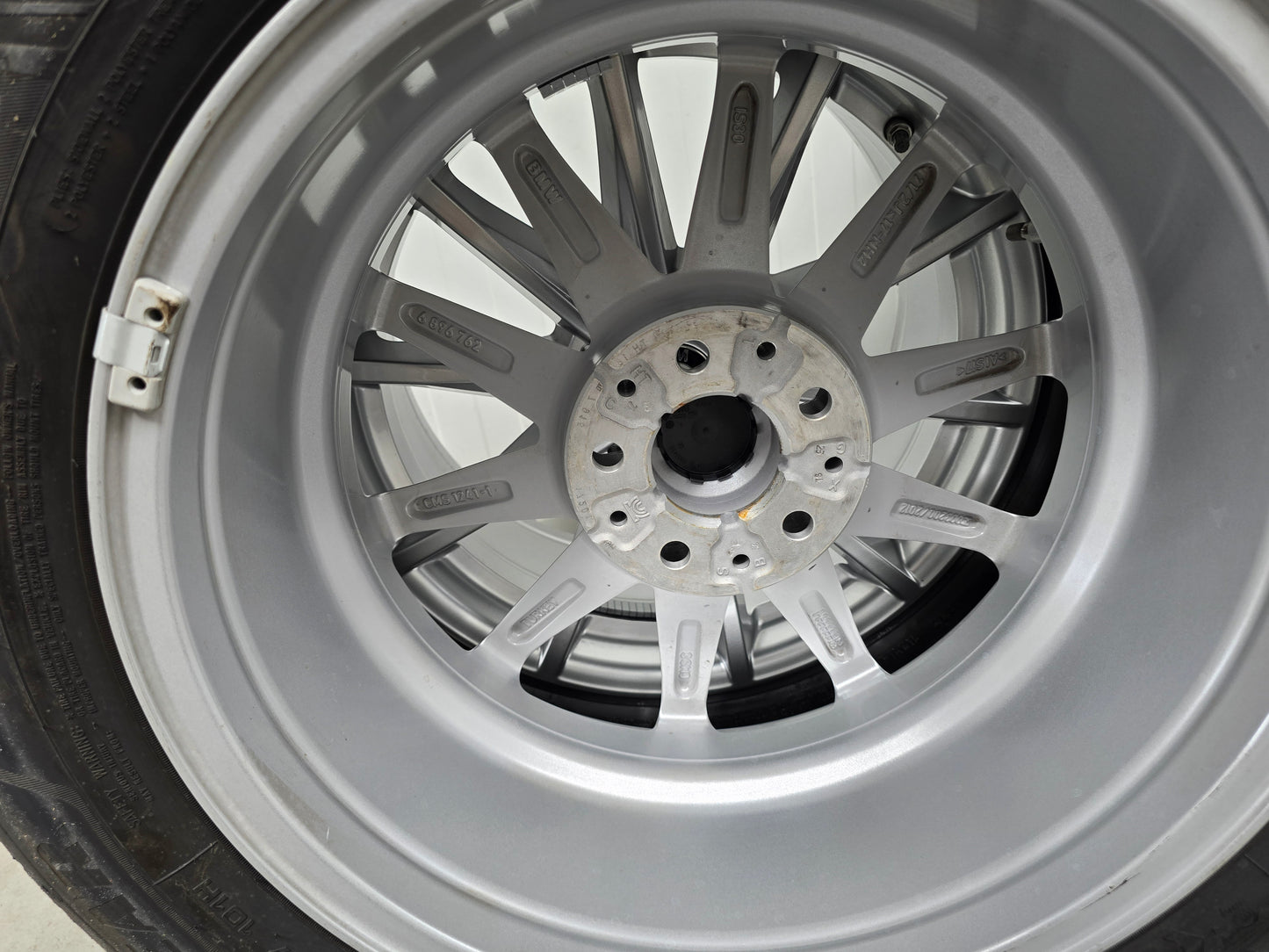 BMW 5 Serie G30 G31 i4 4 ser G26 851 17 inch winterbanden NIEUW