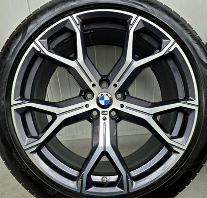 BMW X5 X6 G05 G06 741M 21 inch velgen zomerbanden breedset