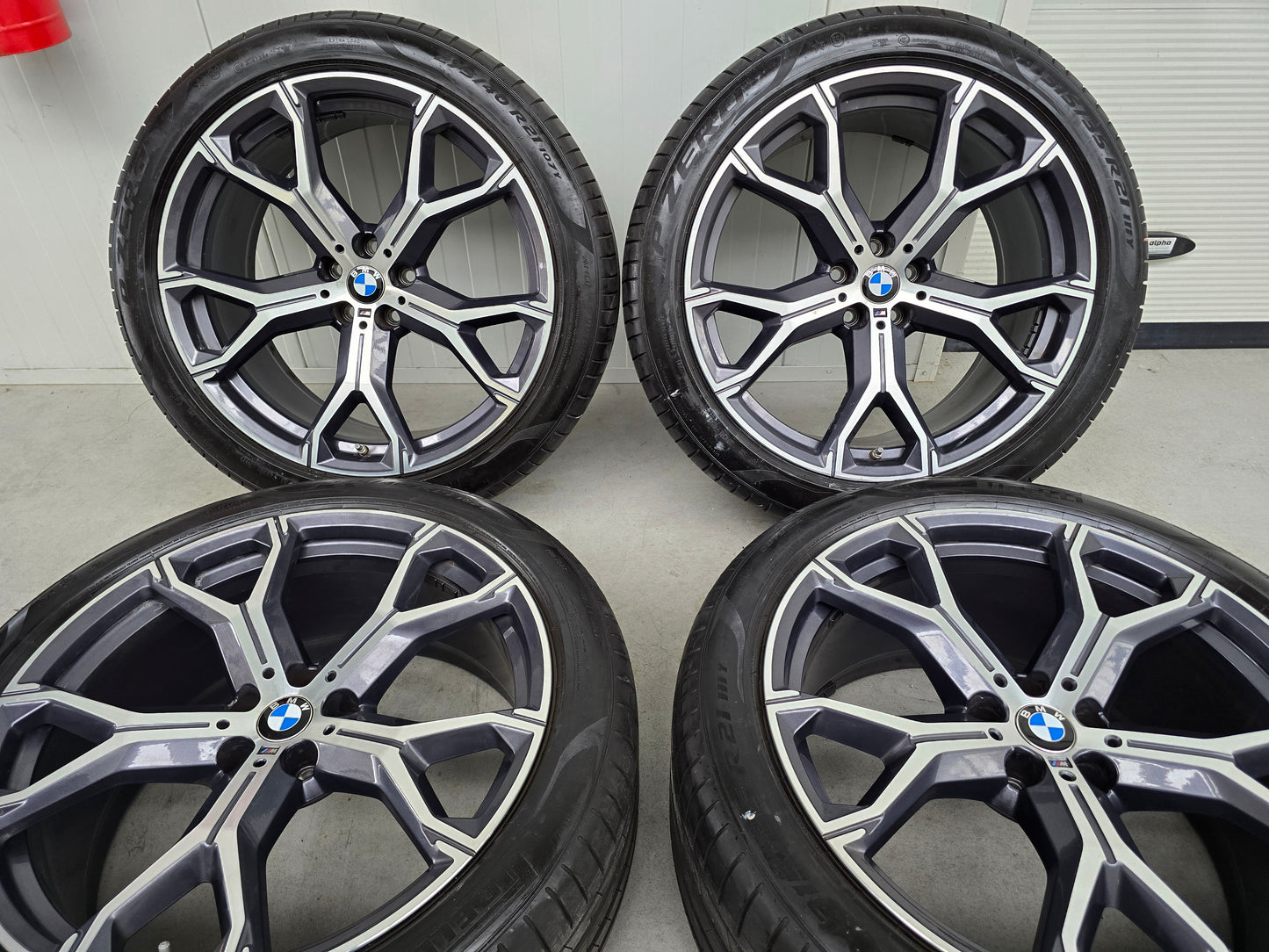 BMW X5 X6 G05 G06 741M 21 inch velgen zomerbanden breedset