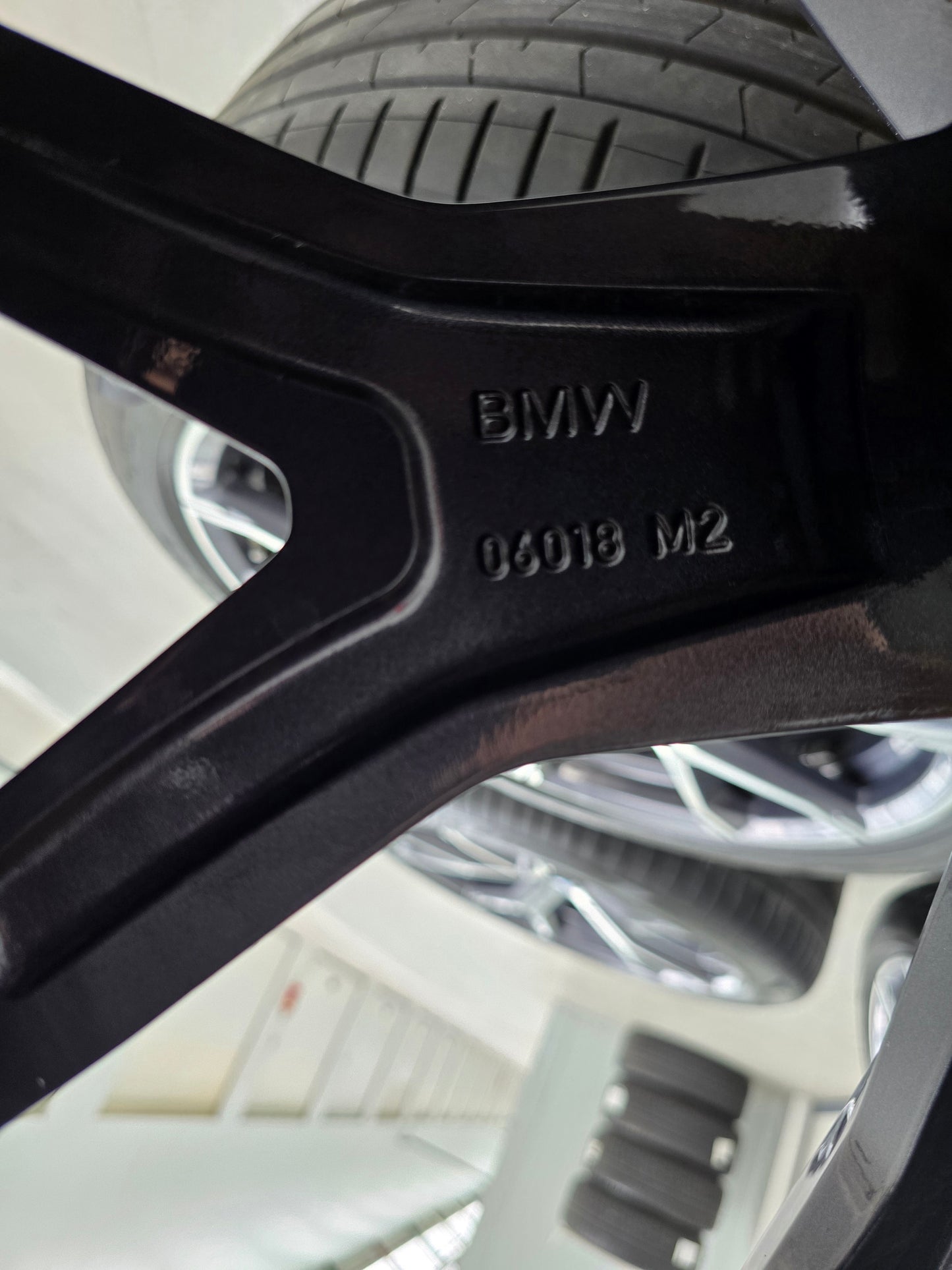 BMW X5 X6 G05 G06 741M 21 inch velgen zomerbanden breedset