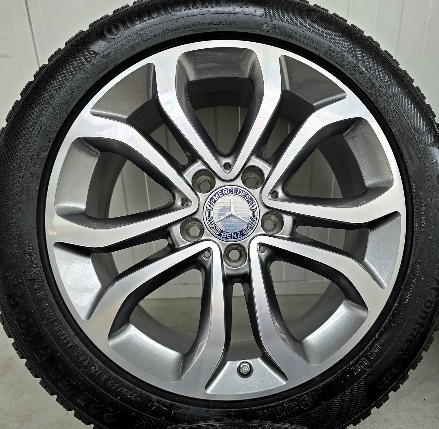 Mercedes C Klasse 18 inch velgen NIEUWE winterbanden breedset