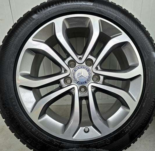 Mercedes C Klasse 17 inch velgen NIEUWE winterbanden breedset