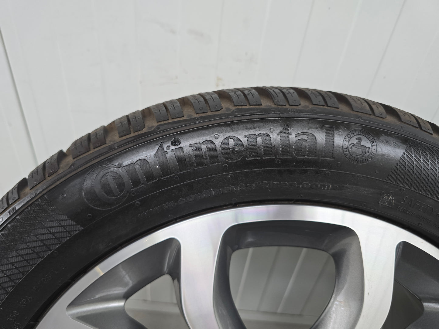 Mercedes C Klasse 18 inch velgen NIEUWE winterbanden breedset