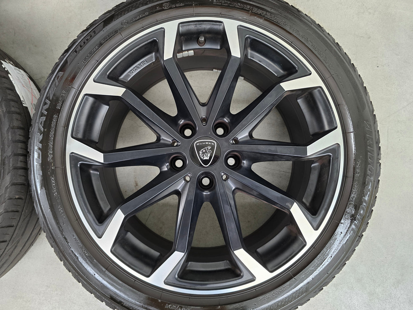 SEAT Ateca Skoda Epiq Karoq 18 inch velgen zomerbanden