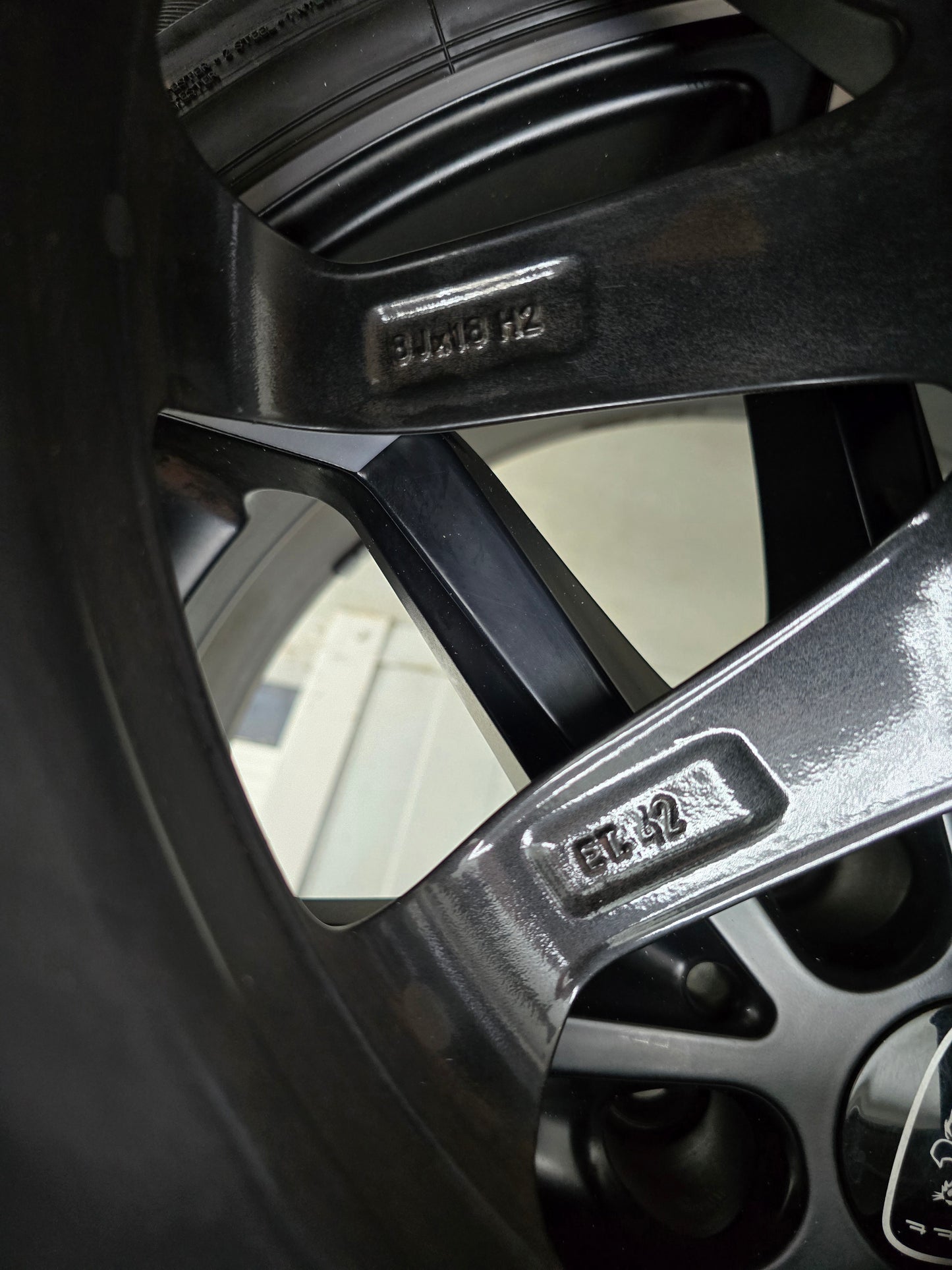 SEAT Ateca Skoda Epiq Karoq 18 inch velgen zomerbanden