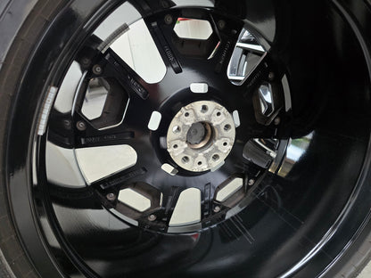 BMW XM G09 922M 22 inch velgen winterbanden breedset DEMO
