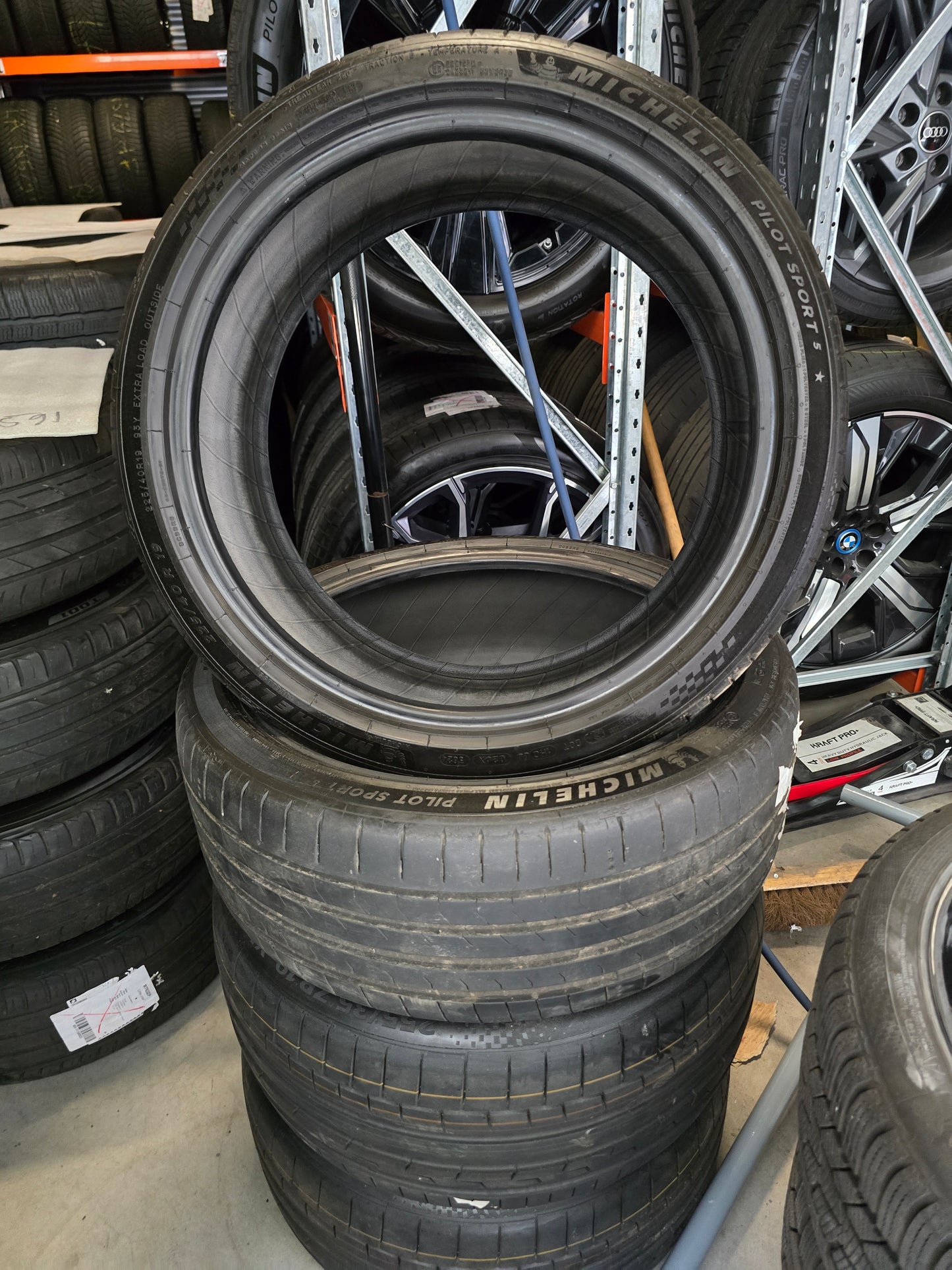 2x Michelin Pilot Sport 5 * 225/40R19 93Y XL zomerbanden 5mm