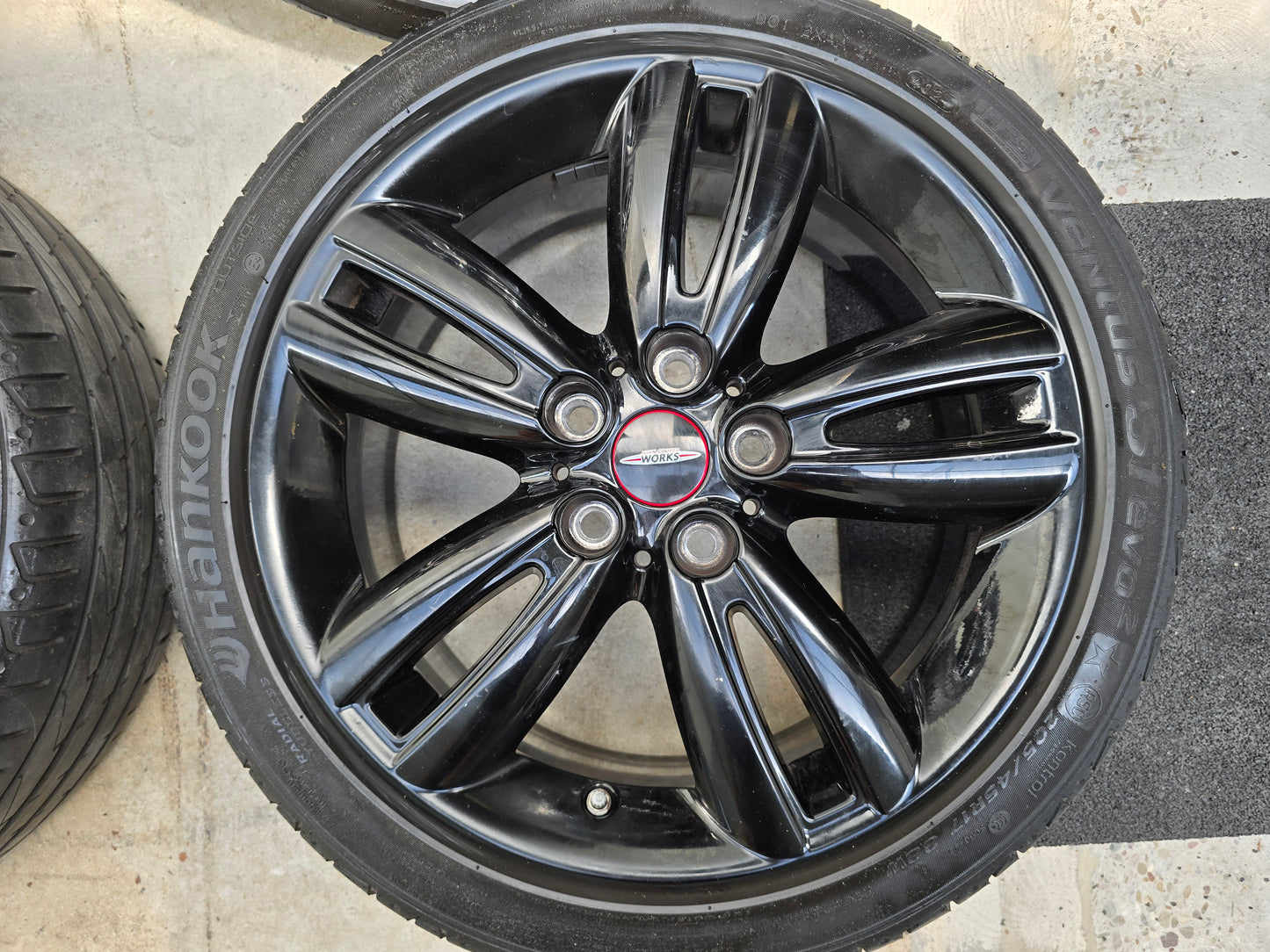 Mini Cooper / S / D / One / Cabrio JCW 17 inch velgen zomerbanden