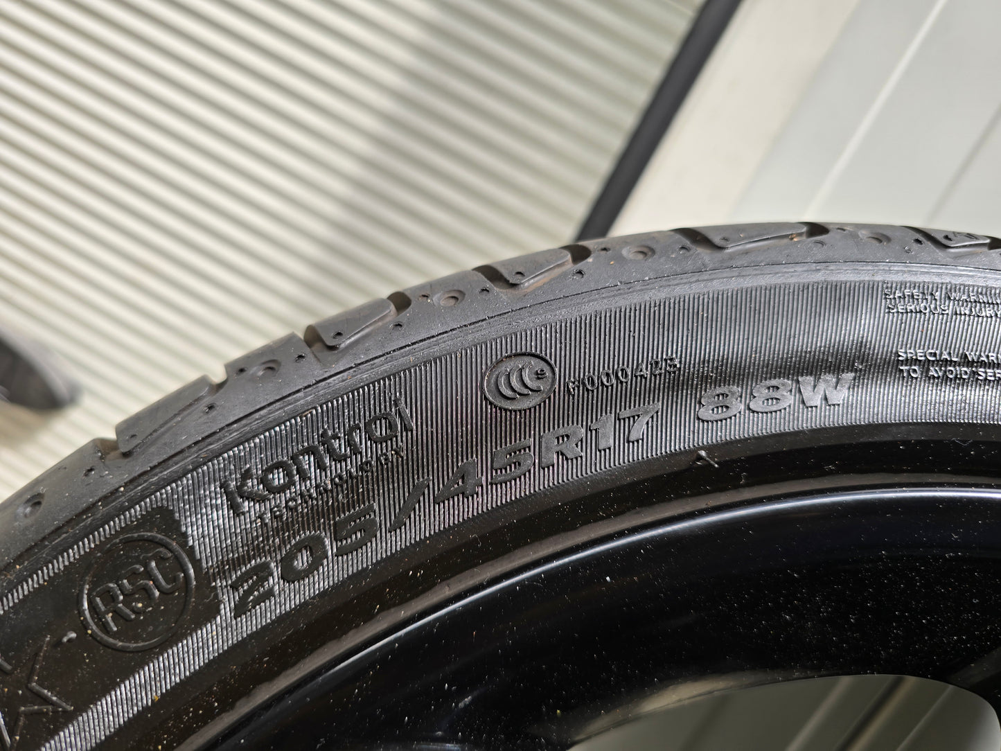 Mini Cooper / S / D / One / Cabrio JCW 17 inch velgen zomerbanden