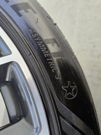 BMW 5 Serie G30 G31 i4 662M 18 inch velgen zomerbanden breedset