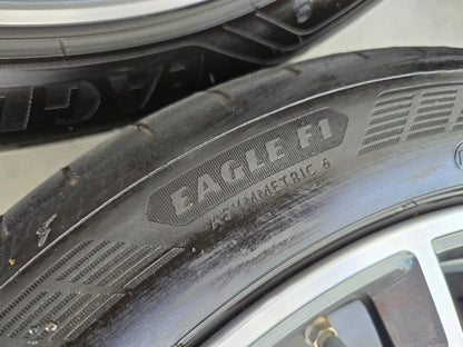 BMW 5 Serie G30 G31 i4 662M 18 inch velgen zomerbanden breedset