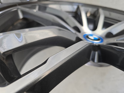 BMW 5 Serie G30 G31 i4 662M 18 inch velgen zomerbanden breedset