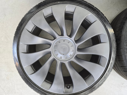 Tesla Model 3 Performance 20 inch Überturbine velgen zomerbanden