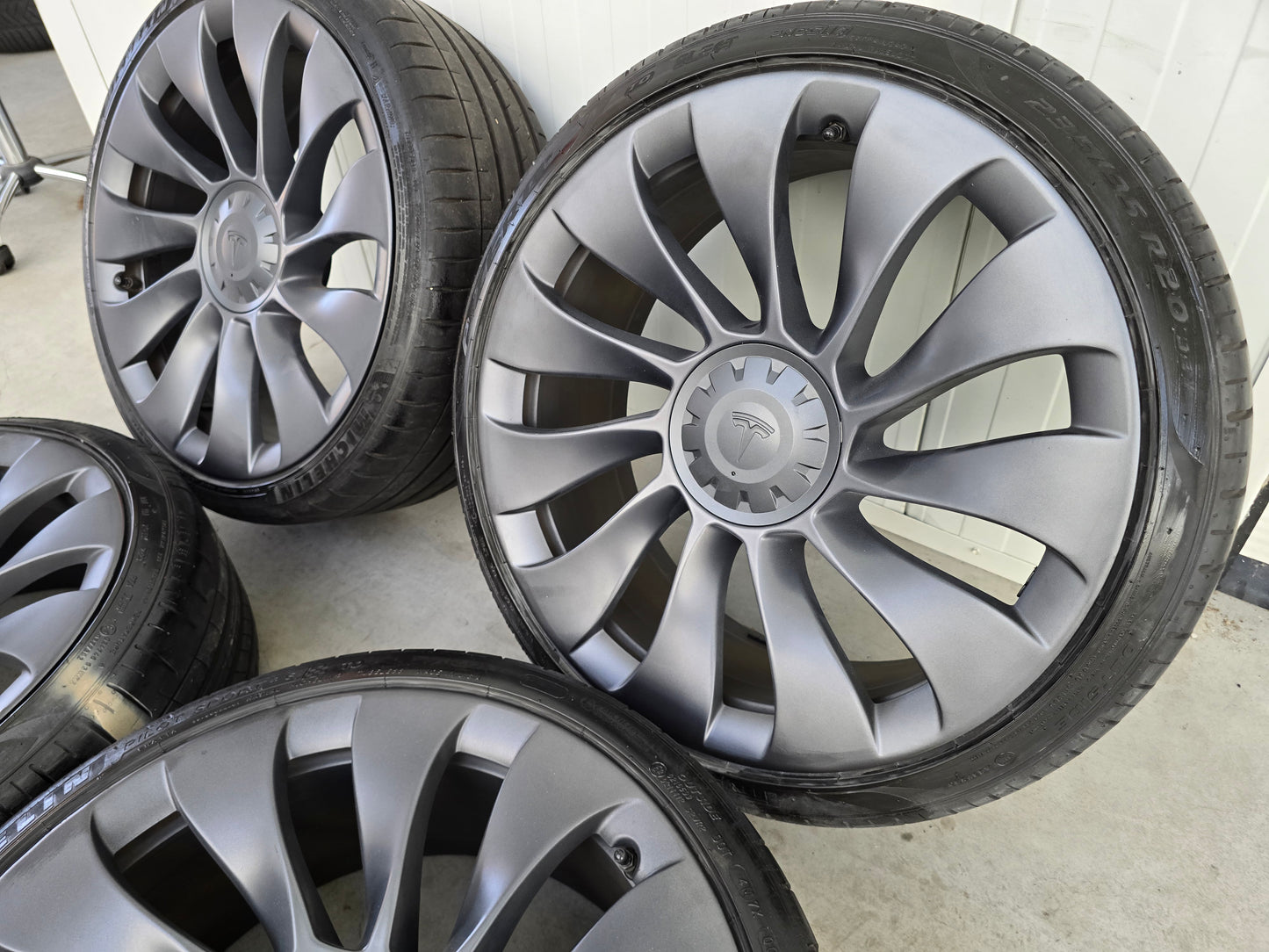 Tesla Model 3 Performance 20 inch Überturbine velgen zomerbanden
