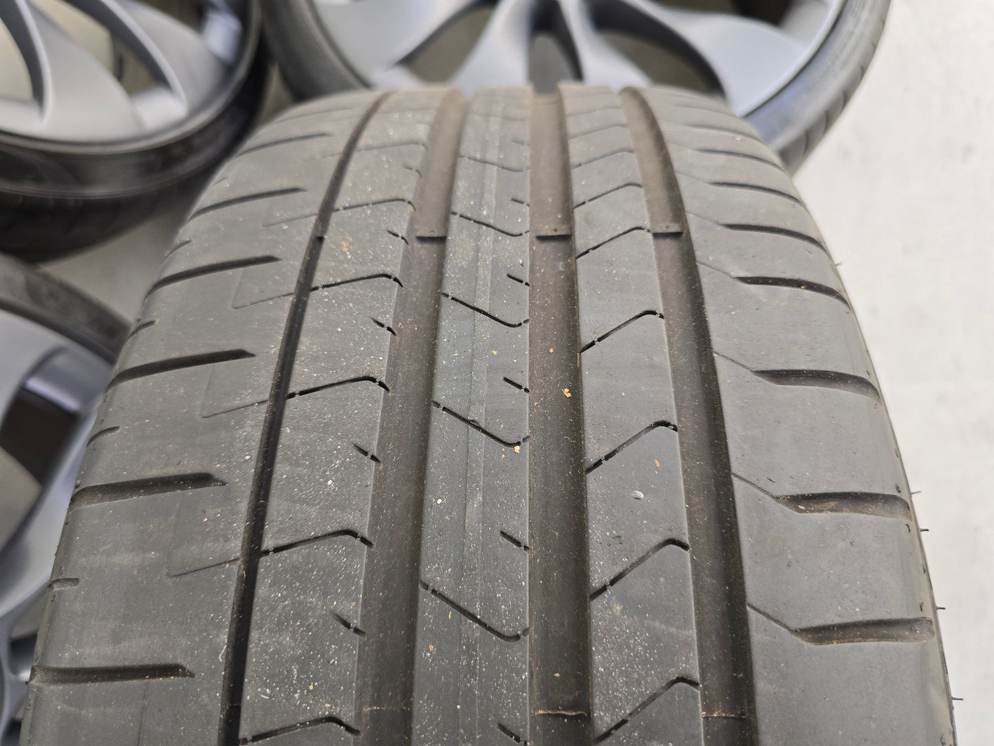 Tesla Model 3 Performance 20 inch Überturbine velgen zomerbanden