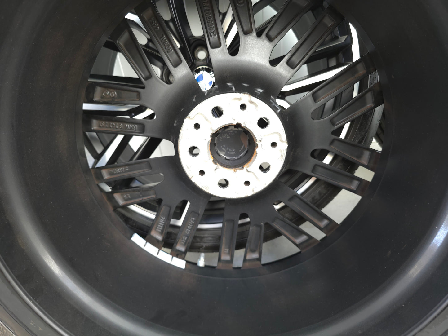 BMW 5 Serie G30 G31 i4 6 Serie 20 inch 846M velgen zomerbanden