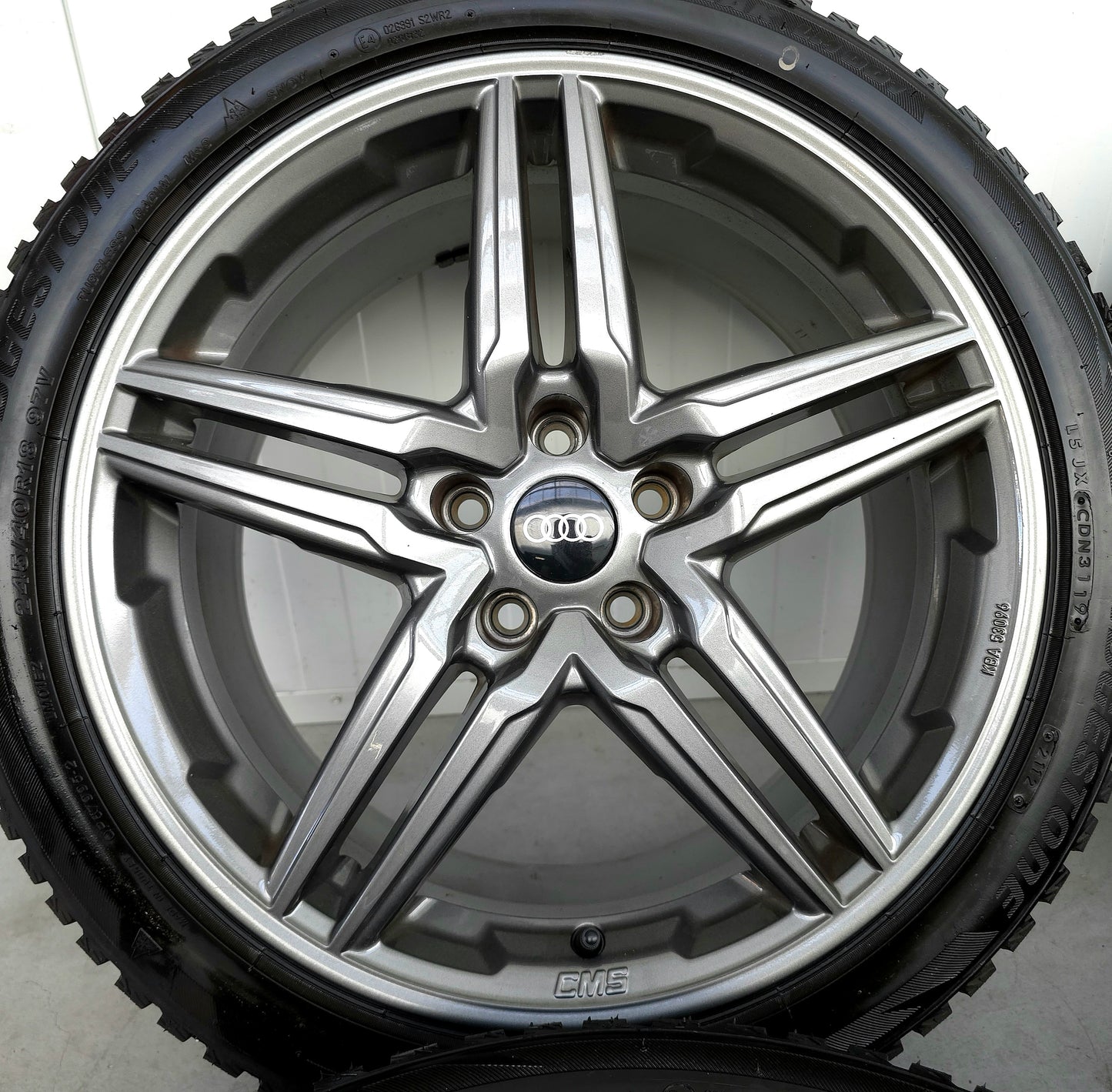 Audi A5 18 inch winterbanden velgen 5x112 Gun Metal